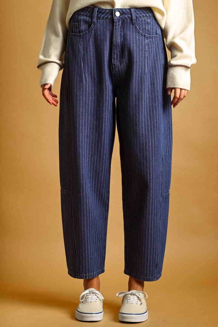 P7601   PINSTRIPED DENIM BARREL PANTS