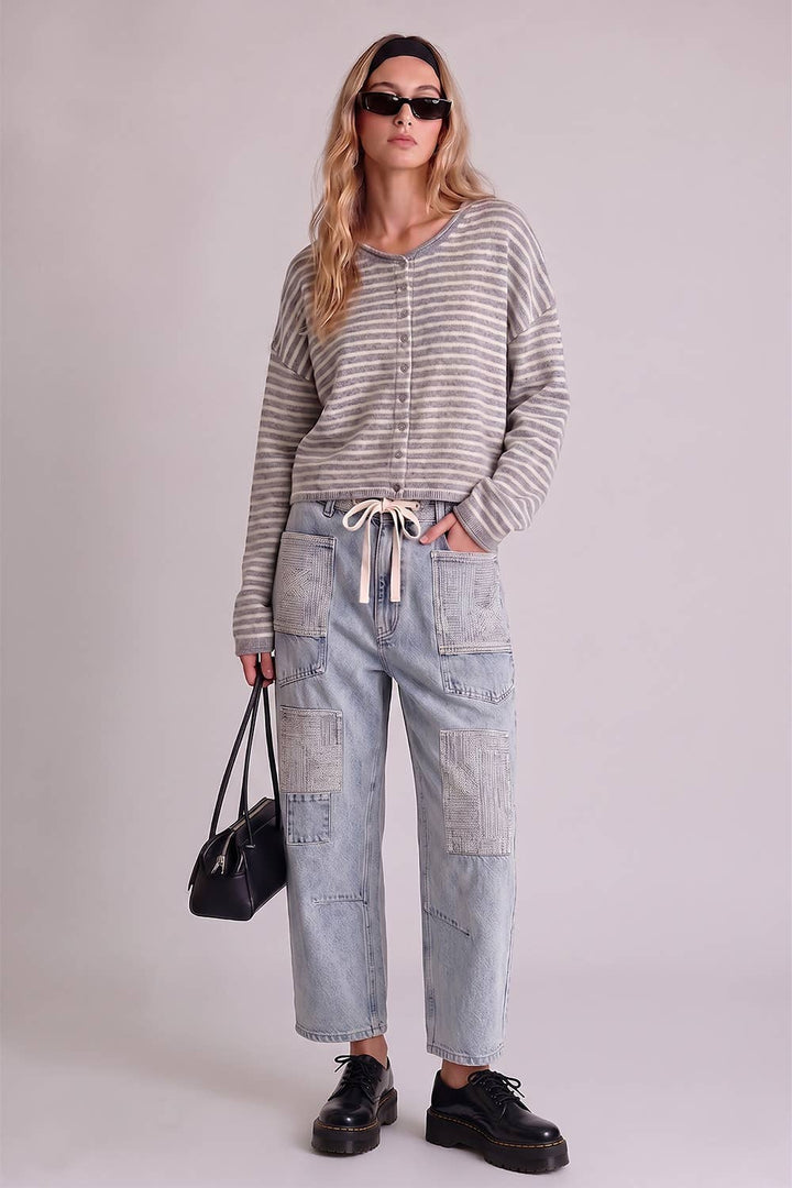 VJP90097-VERY JEAN Patch Detail Washed Denim Barrel Jeans