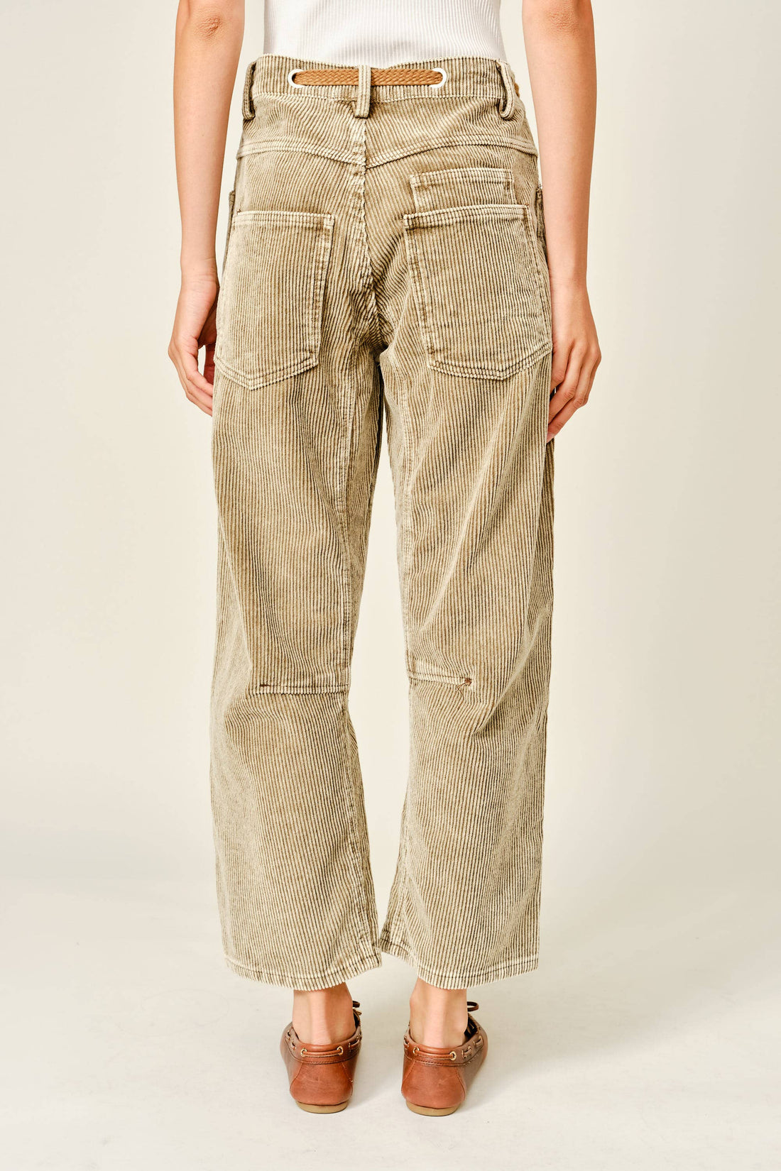 AJP5452 BARREL CORDUROY PANTS WITH EYELET WAIST