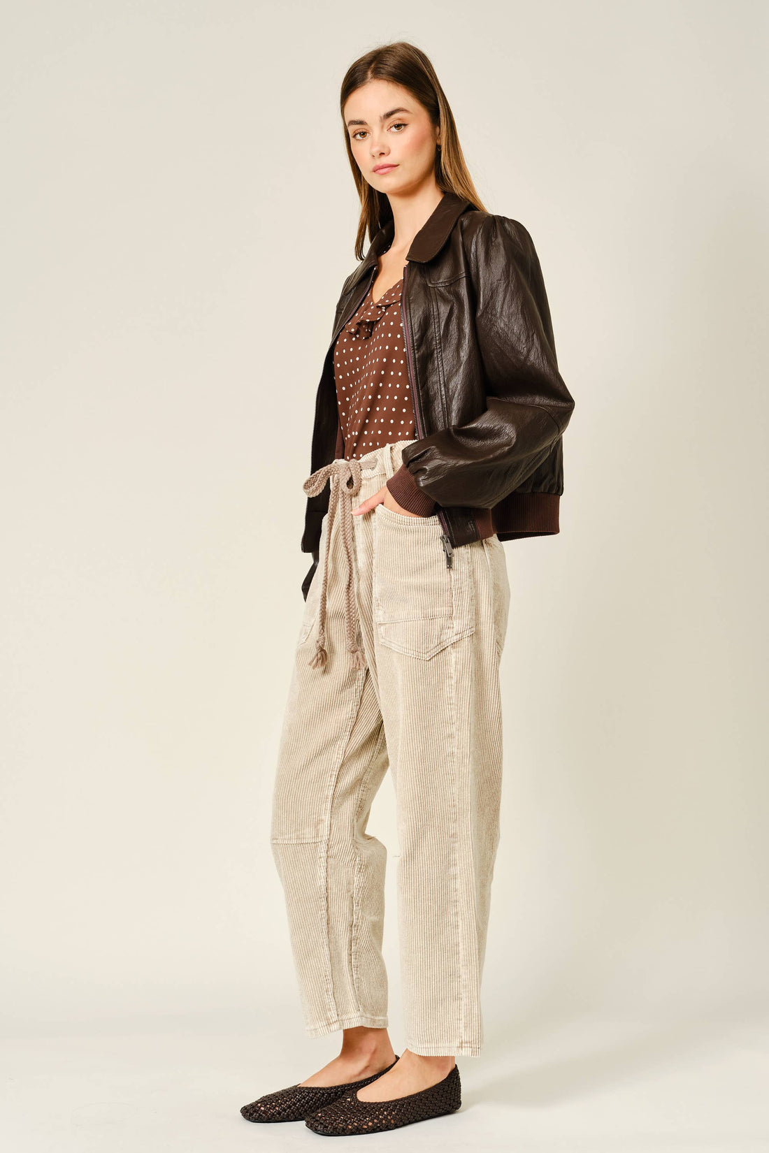 AJP5452 BARREL CORDUROY PANTS WITH EYELET WAIST