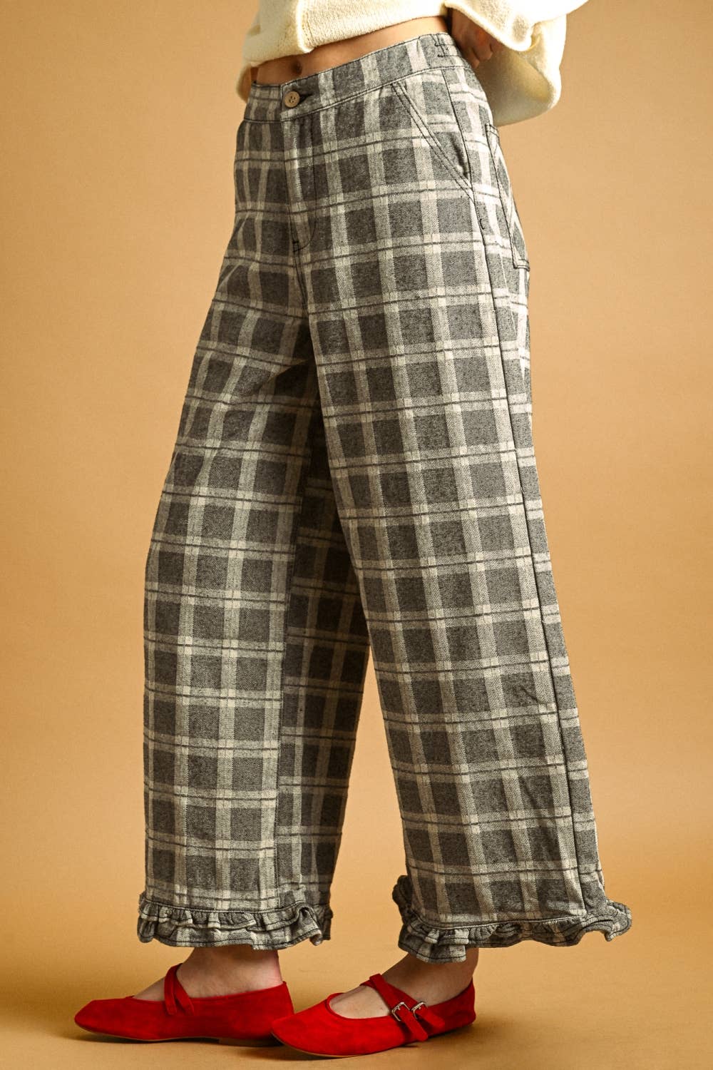 Don’t Plaid Me Off Pants (P7524   RUFFLE DETAIL WITH PLAID FABRIC)