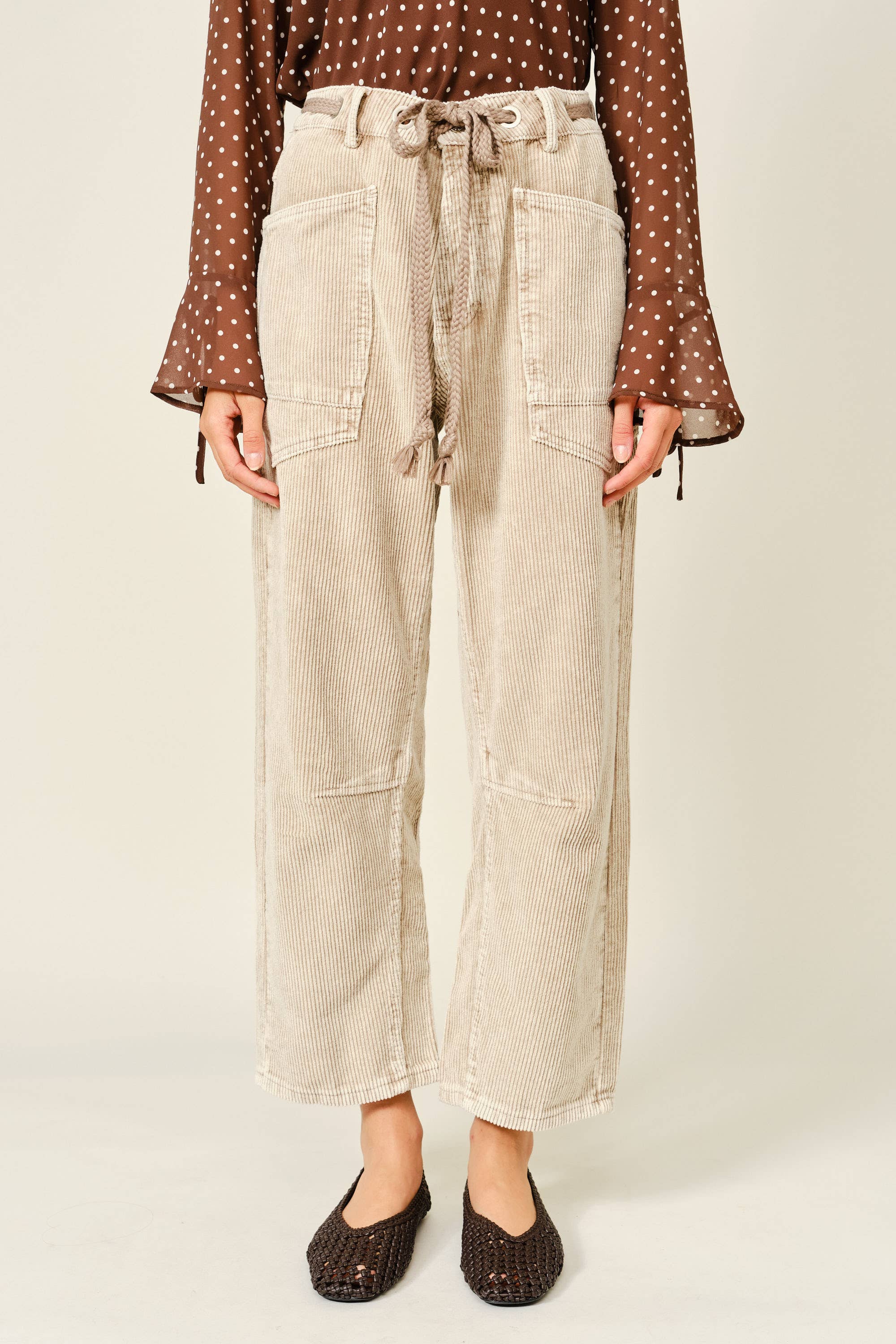 AJP5452 BARREL CORDUROY PANTS WITH EYELET WAIST