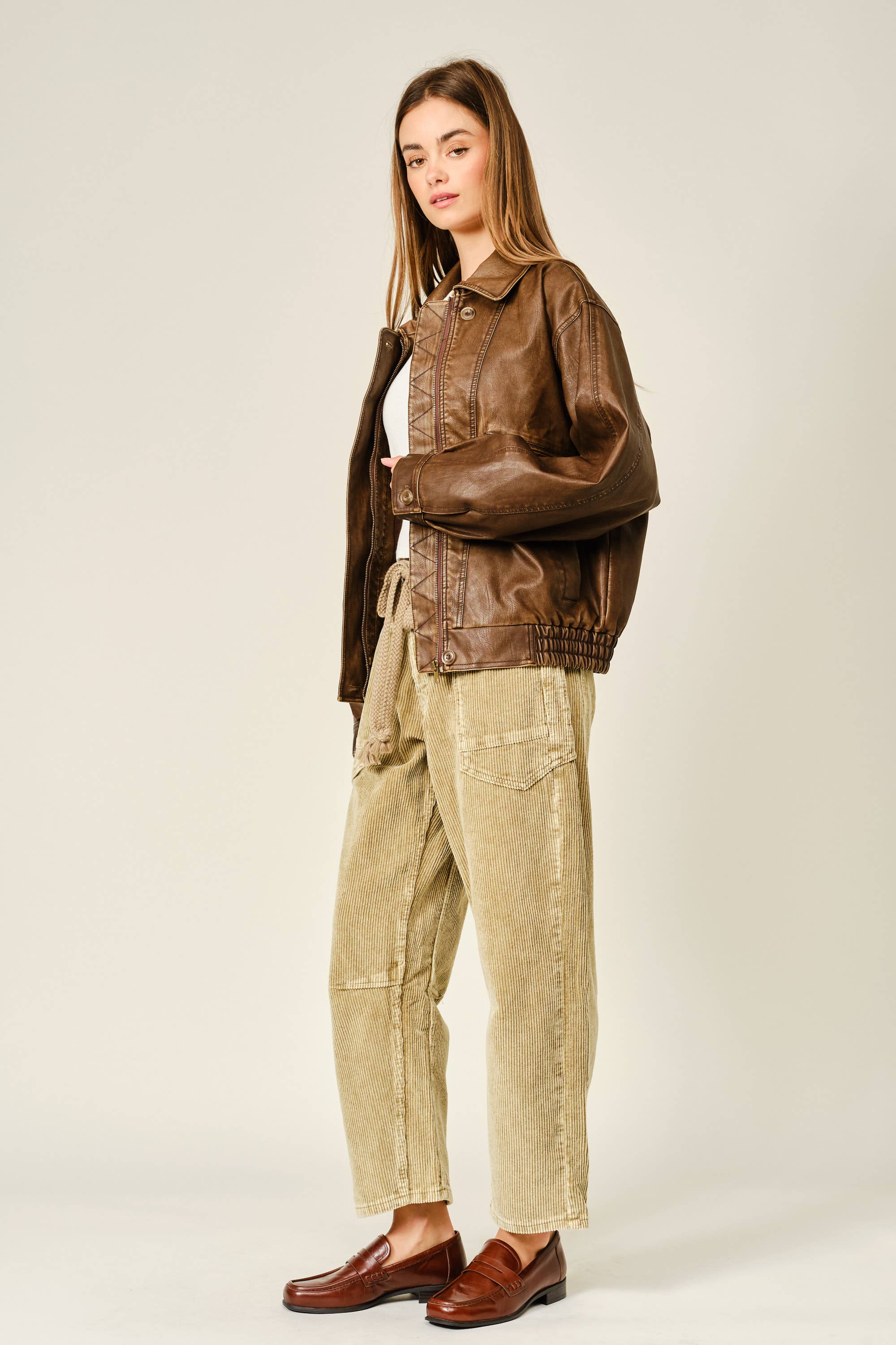 AJP5452 BARREL CORDUROY PANTS WITH EYELET WAIST