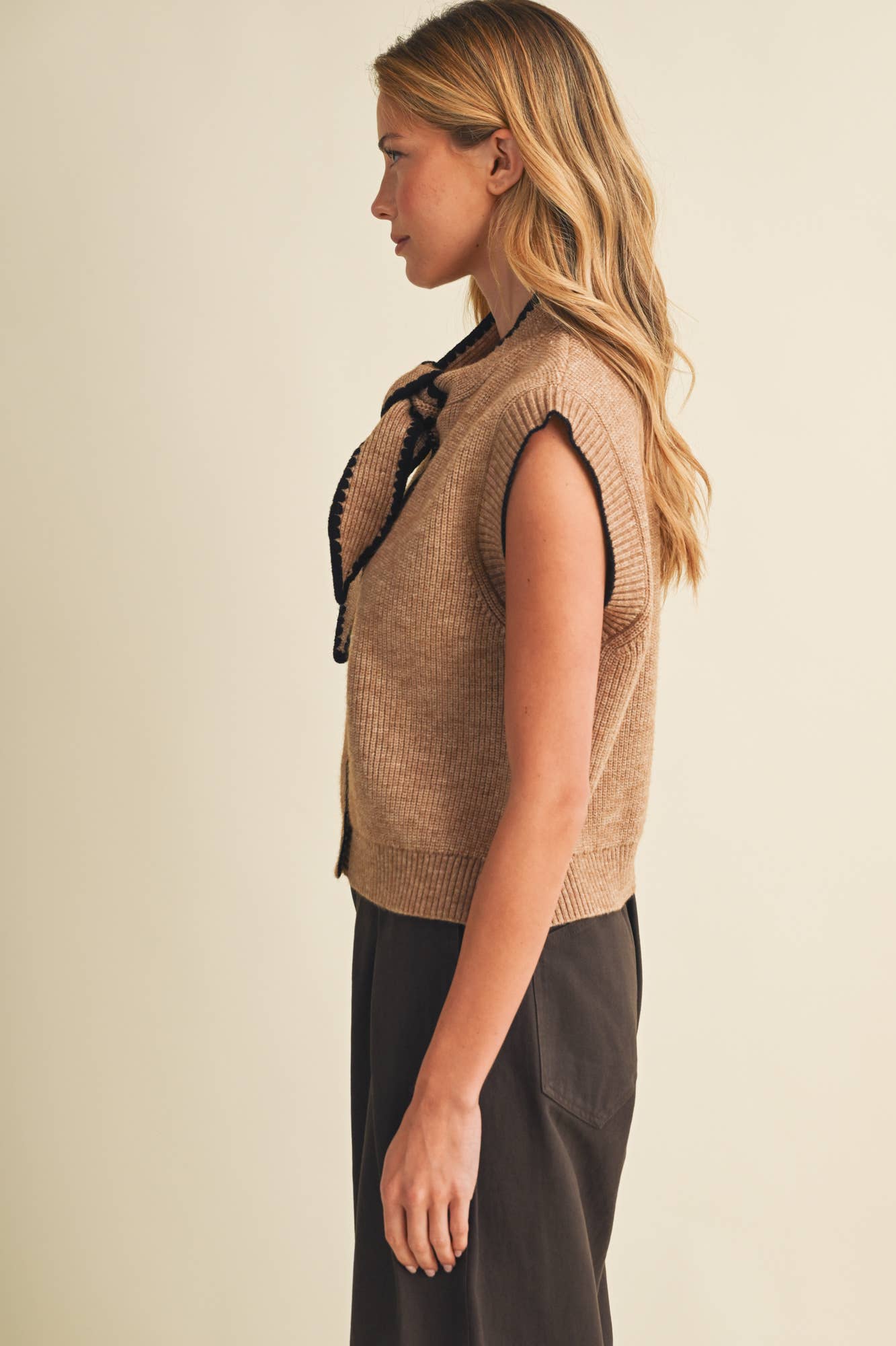 Scallop-Trim Tie-Neck Ribbed Knit Vest