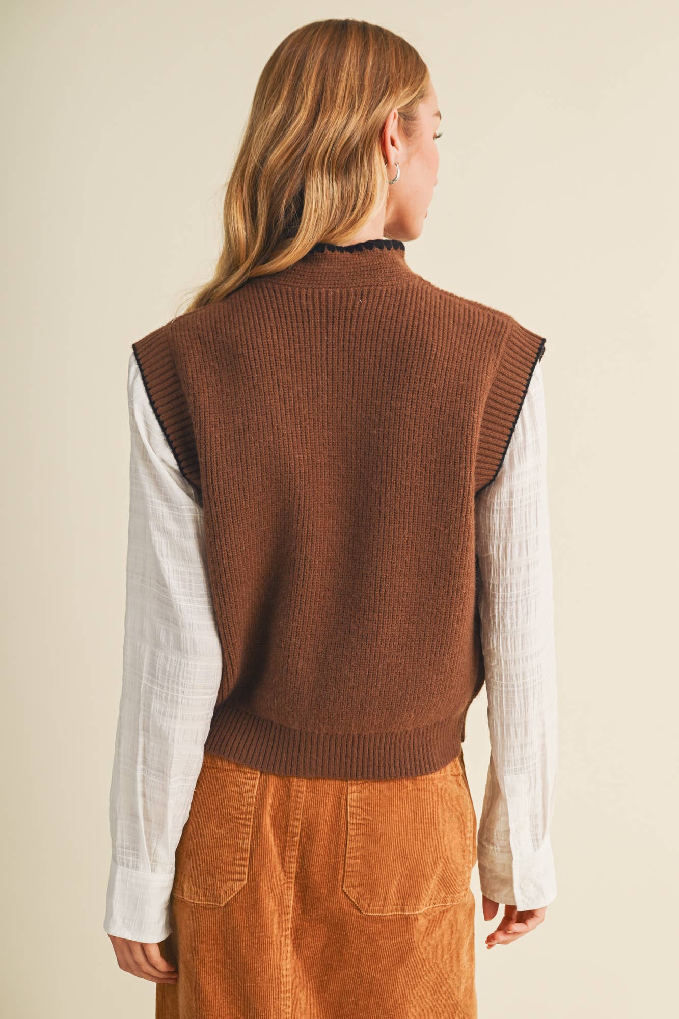 Scallop-Trim Tie-Neck Ribbed Knit Vest