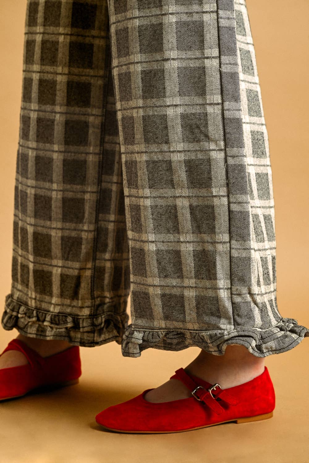 Don’t Plaid Me Off Pants (P7524   RUFFLE DETAIL WITH PLAID FABRIC)