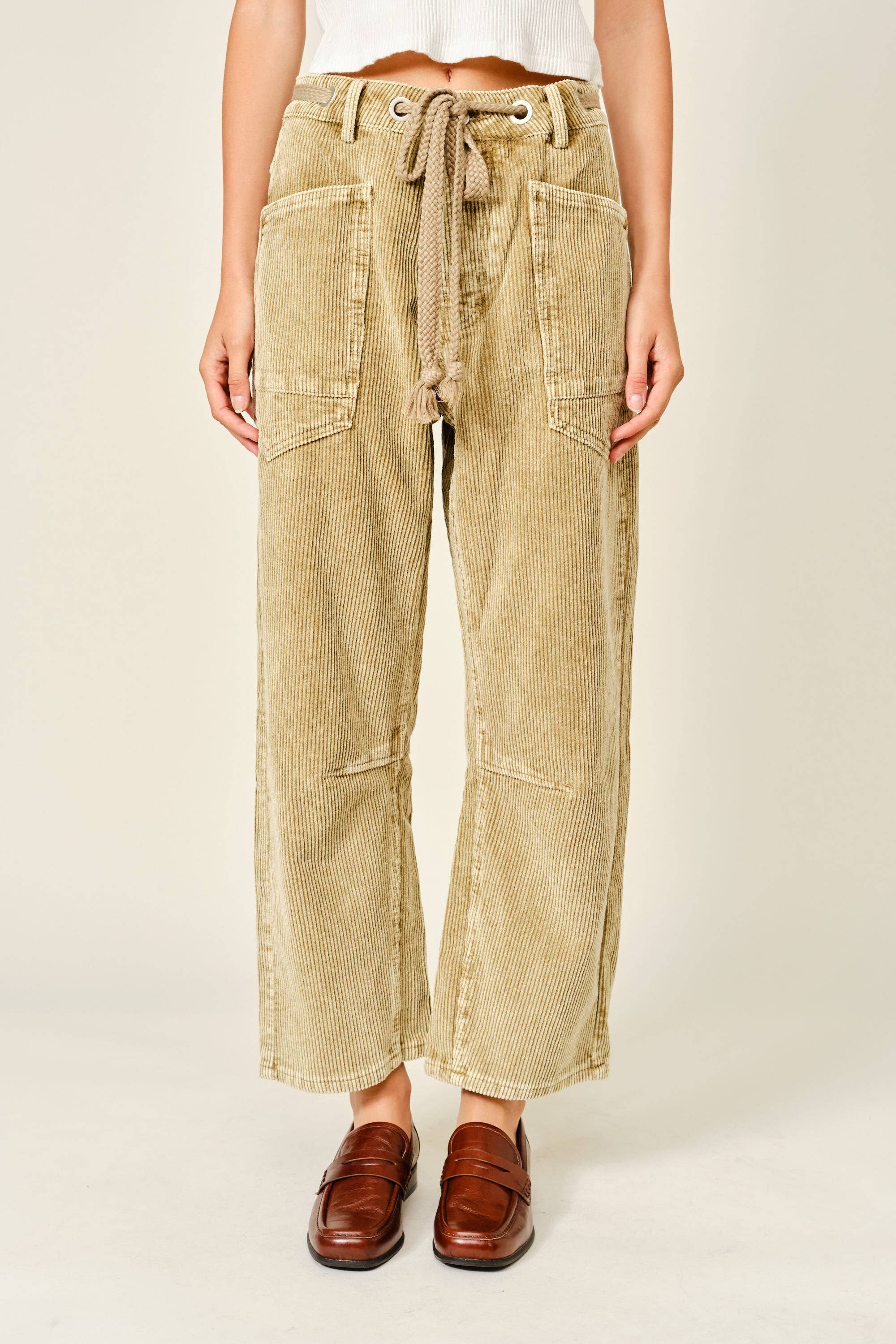 AJP5452 BARREL CORDUROY PANTS WITH EYELET WAIST