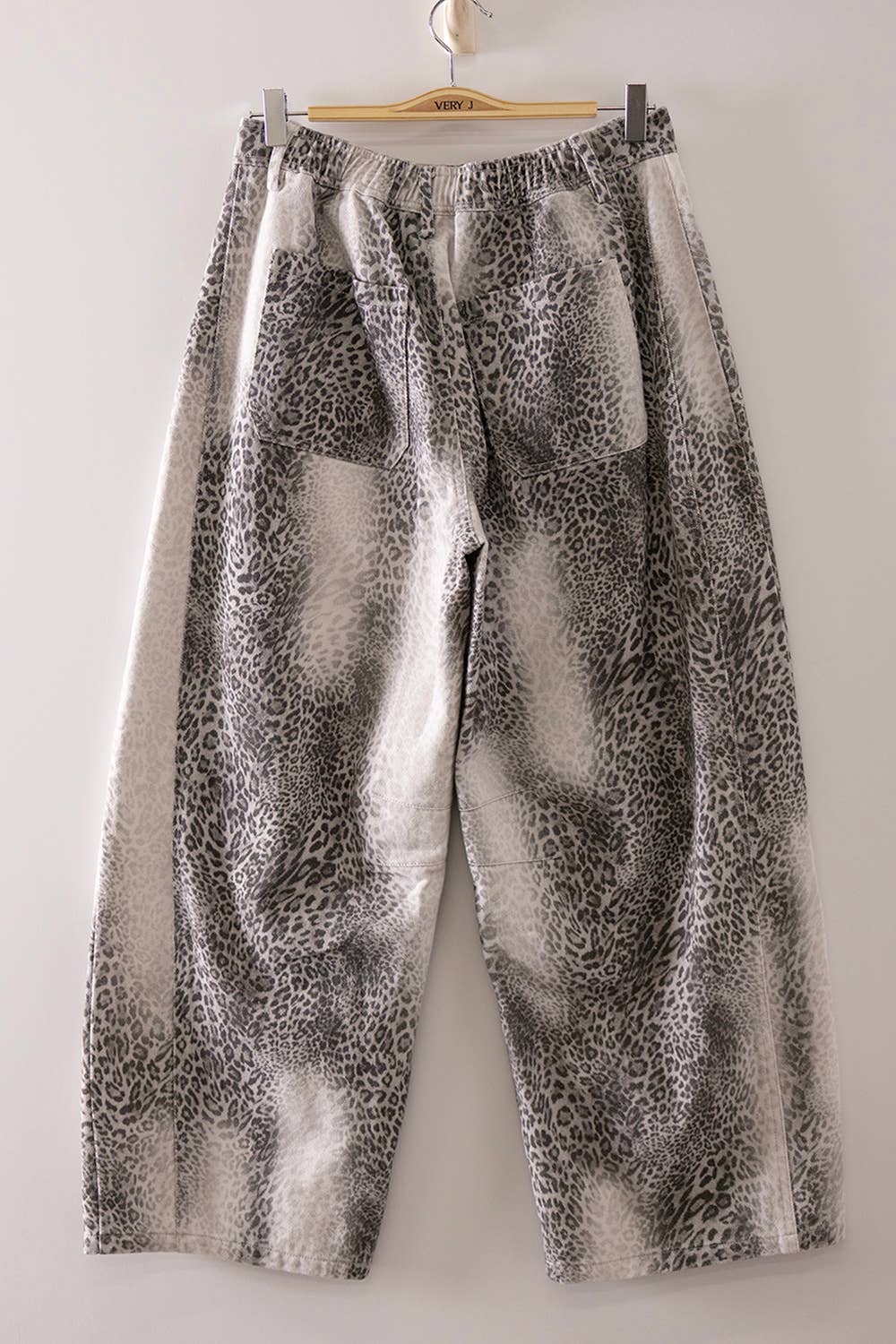 NP70891-26-Allover Print Barrel Pants