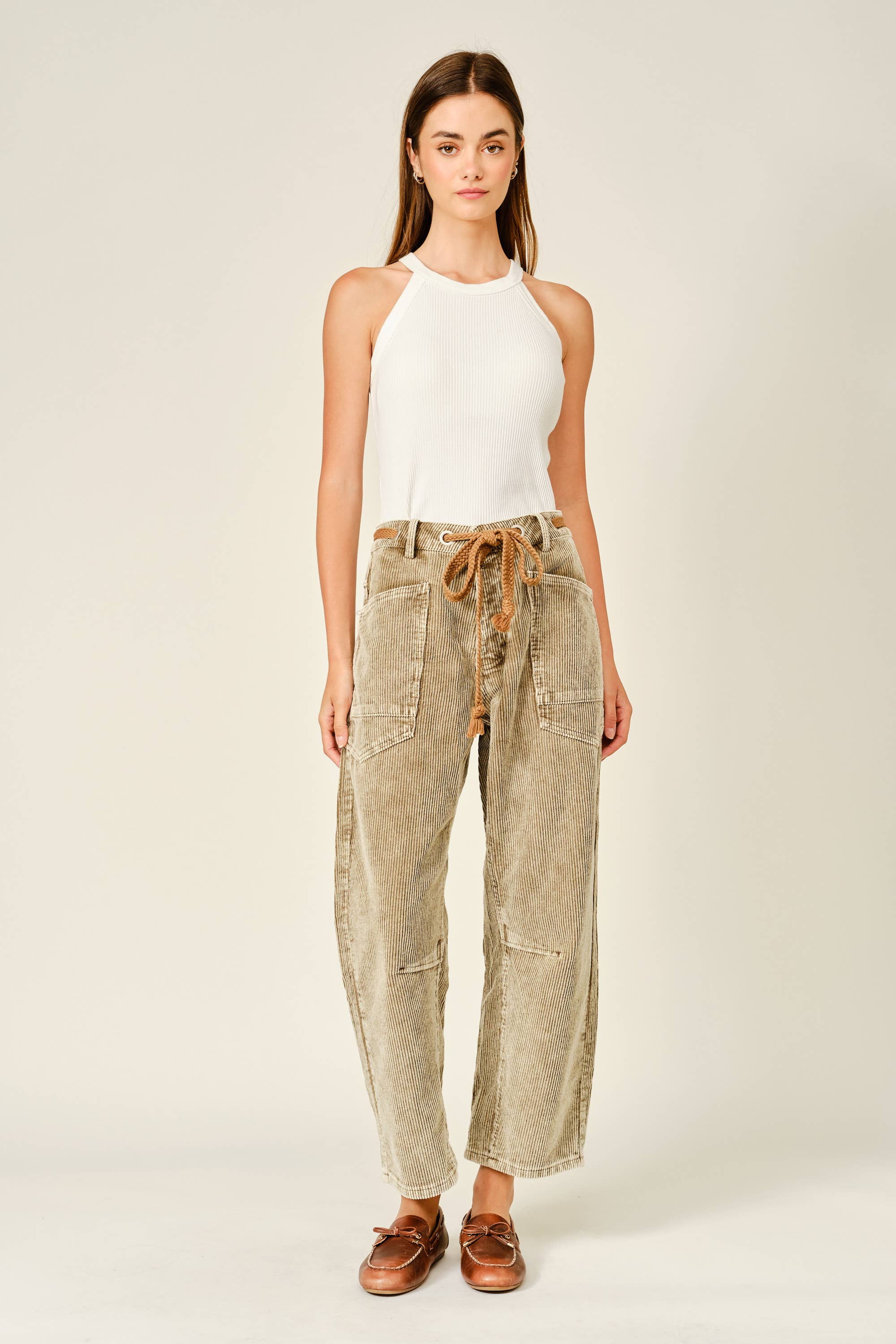 AJP5452 BARREL CORDUROY PANTS WITH EYELET WAIST