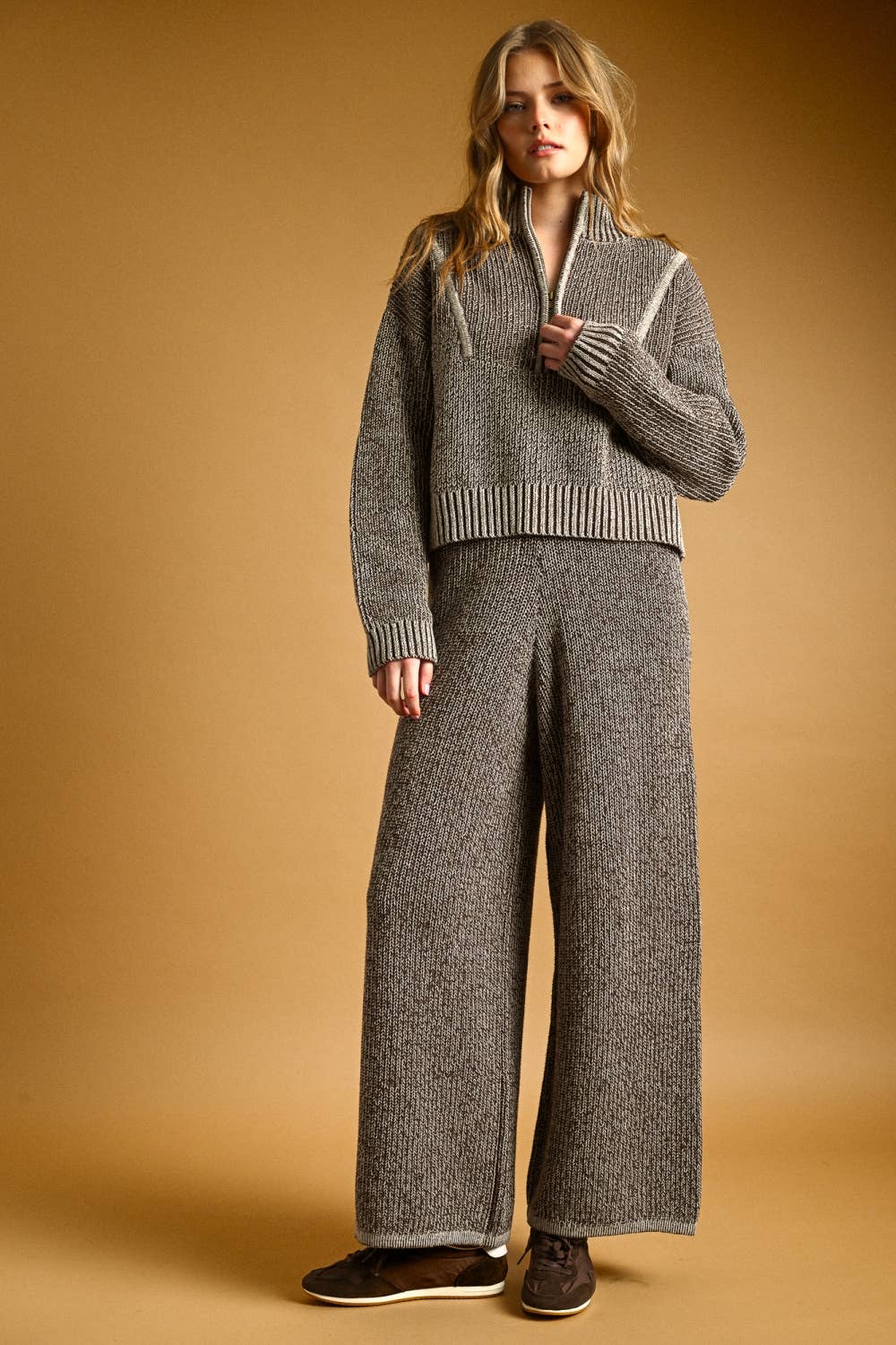 TWO TONE LOUNGE KNIT PANTS